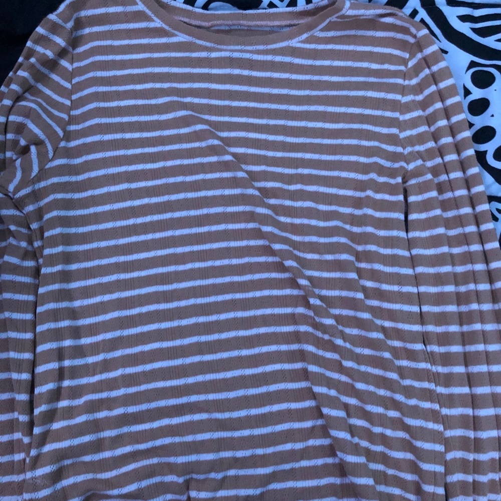 American Eagle Long Sleeve